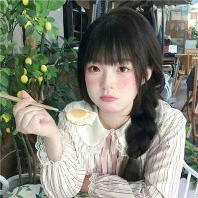 蓝色江流淌
